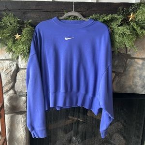 Nike Sportswear Phoenix Fleece, Over-Oversized Crewneck Sweatshirt in Blue (M)